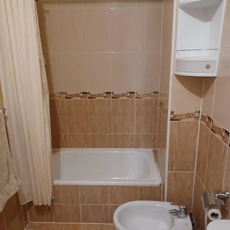 Reina Victoria 2 Bed Rojales